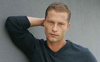 Til Schweiger, , Versatile performer, Captivating presence HD wallpaper