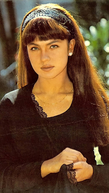 Pooja bhat, bollywood actress, vintage HD phone wallpaper