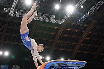 Lilia Akhaimova, Vault (Gymnastics) HD wallpaper