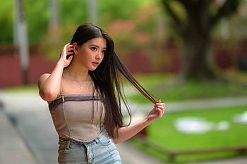 — Asian Elegance: Sunlit Park Portrait, Woman HD wallpaper