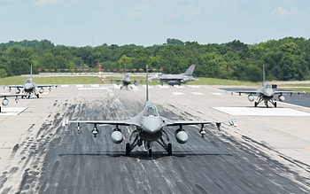 General Dynamics F-16 Fighting Falcon, American fighter, F-16, United States Air Force, airfield fighter, United States HD wallpaper
