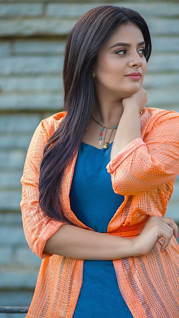 Sreemukhi, telugu actress, model HD phone wallpaper