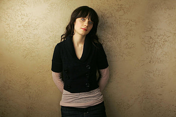 Zooey Deschanel HD wallpaper