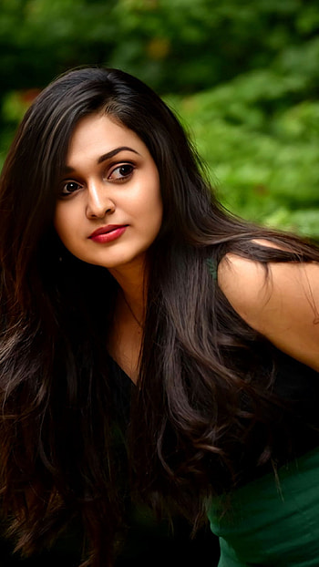 Spandana somanna, kannada actress HD phone wallpaper