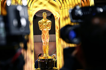 Oscar Award Statue - Celebrating Cinema Excellence, Academy Awards (Oscars) HD wallpaper