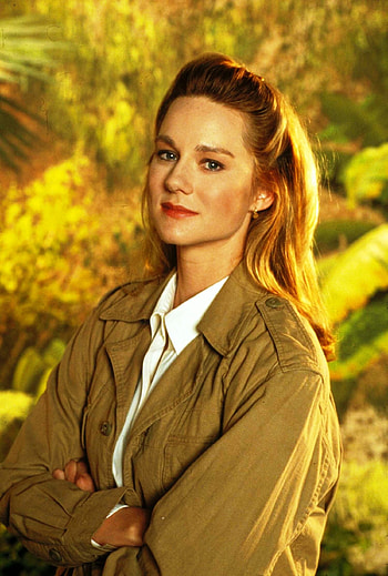 Laura Linney, Social media pins, Fan appreciation, Celeb style HD phone wallpaper