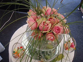 still life, grasses, goldfish, roses, bowl, arrangement, vintage HD wallpaper