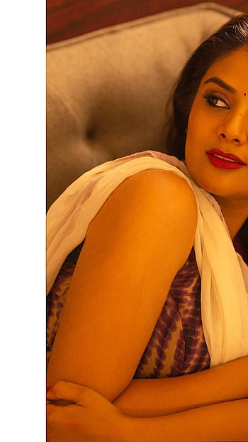 Sreemukhi, telugu actress, model HD phone wallpaper