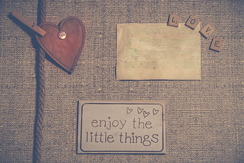 A rustic composition featuring love themed messages and textures for heartfelt sentiments. HD wallpaper