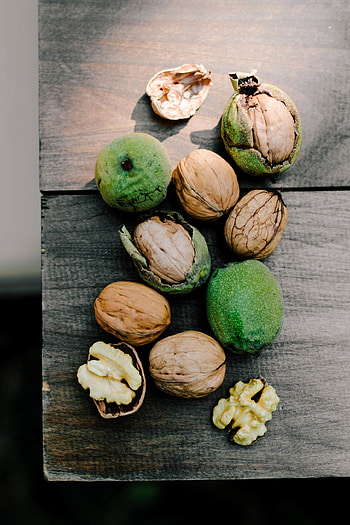 Walnuts, Pantry staple, Naturally Ella, Cooking with walnuts HD phone wallpaper