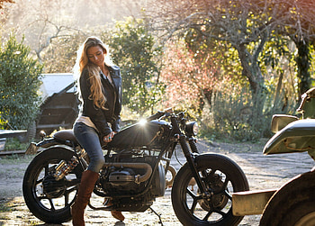 Horse Dreamer, motorcycle, cowgirls, boots, blondes, ranch HD wallpaper