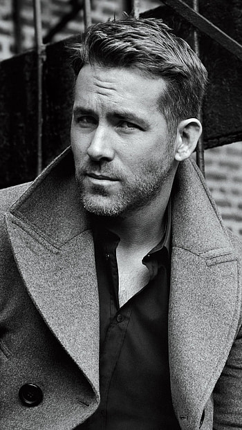Ryan Reynolds, Handsome Hunk Hero HD phone wallpaper