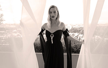 BW, Margot Robbie, 2020 HD wallpaper