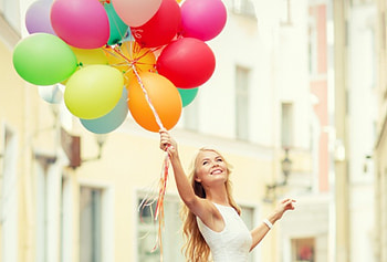 Happy, smile, girl, beauty, woman, lady, balloons, face, female HD wallpaper