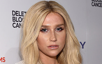 Kesha : Captivating visuals, Stunning , Artistic representation HD wallpaper