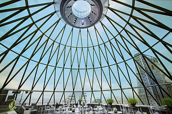 The Gherkin, Chocolate heaven, Master chocolatier, Elite traveler HD wallpaper