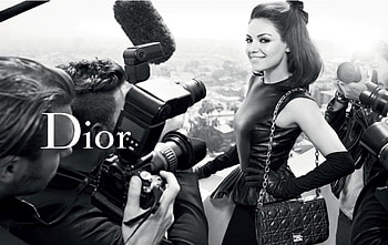 Mila Kunis, Fashion, Black and White, Beauty, Handbags, Dior HD wallpaper