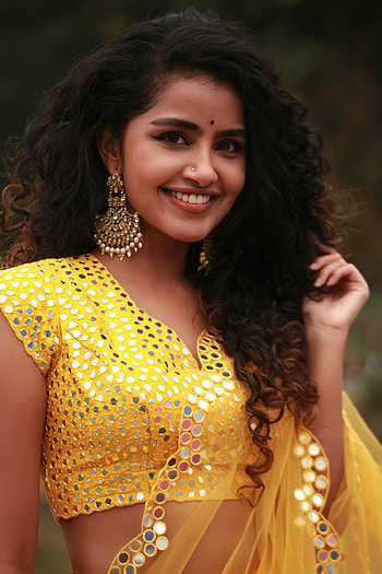Anupama, anupama parameshwaran, heroines, telugu HD phone wallpaper