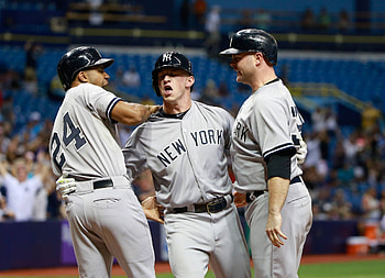 New York Yankees, Sports pride, Celebrated franchise, Fan favorite HD wallpaper