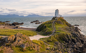 Lighthouse in Wales, UK, sea, lighthouse, UK, rocks HD wallpaper
