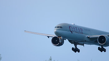 Qatar Airways, Travels, Qatar Boeing 777, Landing spectacle HD wallpaper
