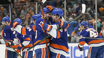 Mathew Barzal and Anthony Beauvillier, New York Islanders HD wallpaper