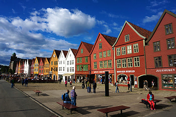 Bryggen shopping, Culinary delights, Bergen, Norway HD wallpaper