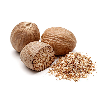 Whole nutmeg spice, Spice Lab quality, Flavor powerhouse, Culinary essential HD phone wallpaper