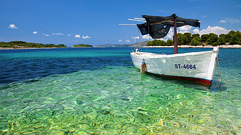 Croatian boat and clear water., blue, boat, water, green HD wallpaper