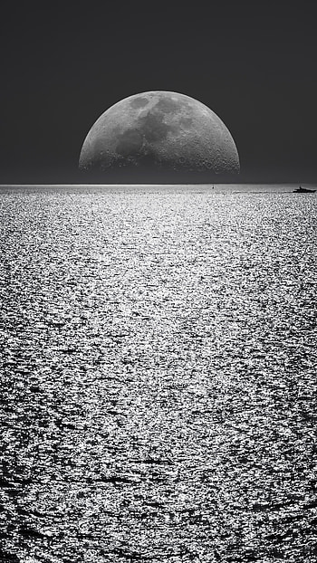 White black moon evening, Night time, Seascape HD phone wallpaper