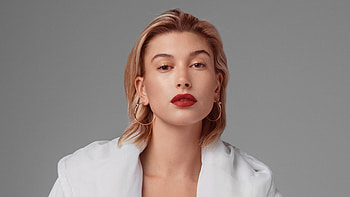 L'Officiel Paris collaboration, Hailey Bieber HD wallpaper