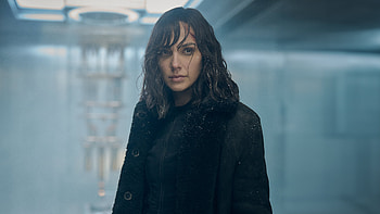 Gal Gadot In Heart Of Stone 2023, heart-of-stone, movies, 2023-movies, netflix, gal-gadot HD wallpaper
