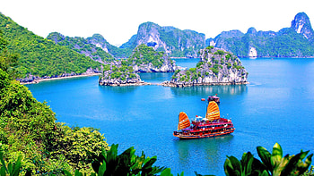 Halong Bay, Tranquil ocean, Mesmerizing beauty, Peaceful vibes HD wallpaper