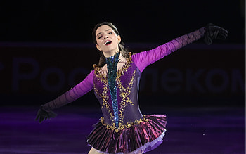 Russian Figure Skating Championships 2022, Evgenia Medvedeva HD wallpaper
