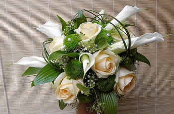 Flowers, Roses, Leaves, Chrysanthemum, Beads, Bouquet, Calla, Callas HD wallpaper