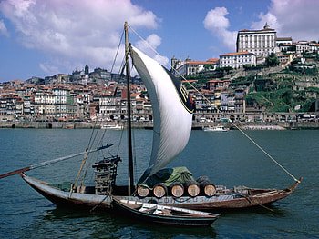 beautiful sailboat with city background, background, beautiful, sailboat, city HD wallpaper