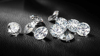 Jewels, Precious gemstones, Dazzling beauty, Exquisite craftsmanship HD wallpaper