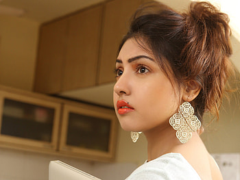 Komal Jha, komal-jha, indian-celebrities, girls, desi-girls HD wallpaper