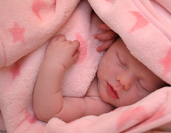 sleeping baby in pink, soundly, beautiful, sleeping, child HD wallpaper