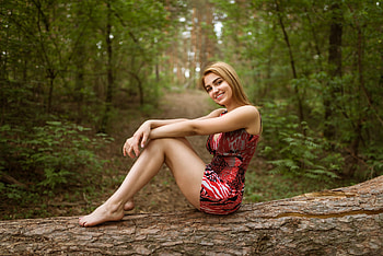 Girl Smiling Outdoors Forest, girls, model HD wallpaper