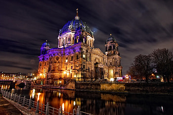 Berlin Cathedral, Nighttime charm, City lights, Stunning HD wallpaper