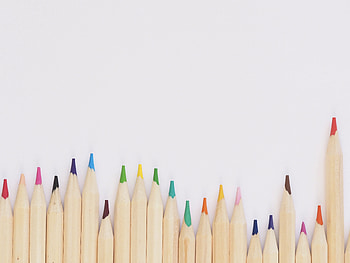 Wooden, sharp pencils, minimal, arrangement HD wallpaper