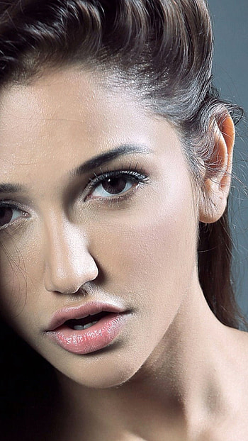 Anaika soti, multilingual actress, sexy seductive HD phone wallpaper