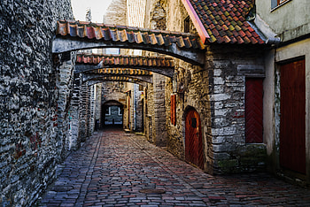 Regulate crypto, Estonia, Killing it off HD wallpaper