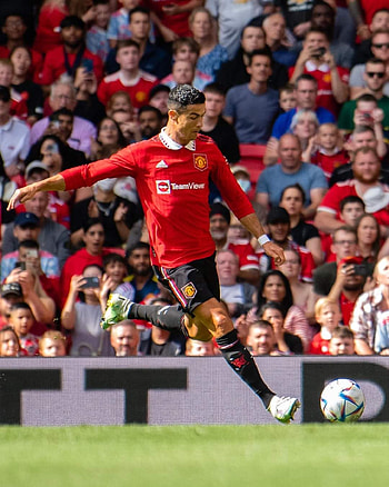 Cristiano Ronaldo HD phone wallpaper