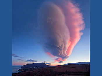 Candy floss clouds, blue sky, pink, grey, clouds, unique HD wallpaper
