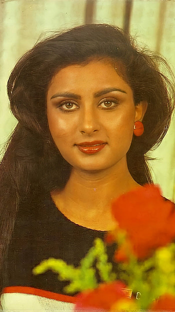 Poonam Dhillon, bollywood actress HD phone wallpaper