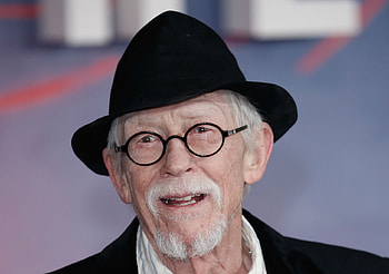 John Hurt, Harry Potter connection, Untimely passing, Remembering his contributions HD wallpaper