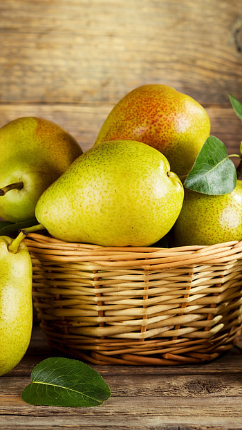 Ripe pear, Refreshing taste, Pear salad, Nutrient-rich HD phone wallpaper