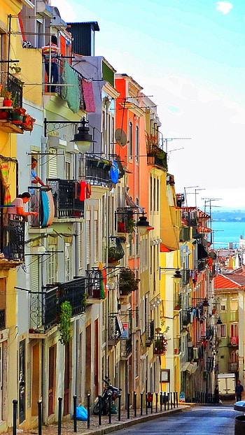 Lisbon scenery, High definition, Vibrant colors HD phone wallpaper